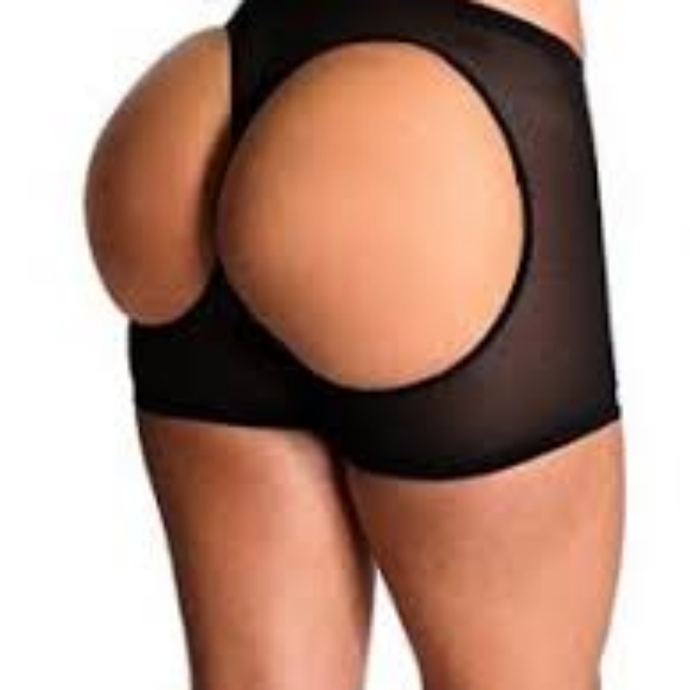 Booty lifting shorts NWOT